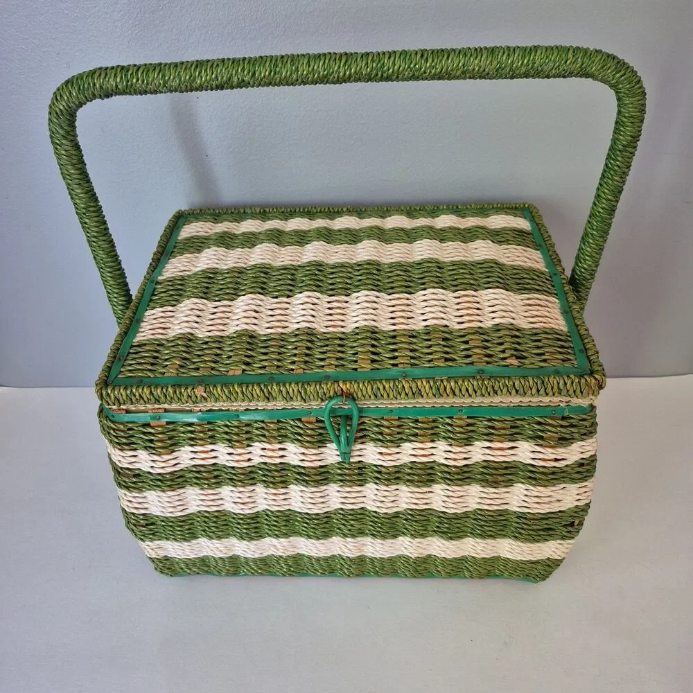 JCPenney VTG Green White Wicker Divider Sewing Box Caddy w/ Handle Accessories